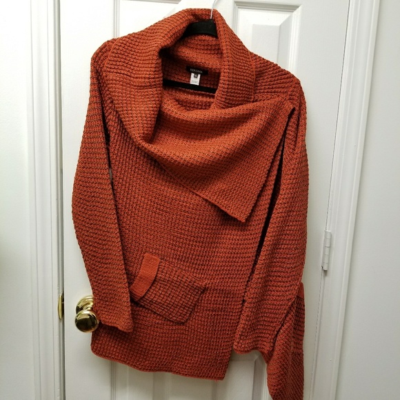 Metallic Sweater!! - Picture 6 of 8